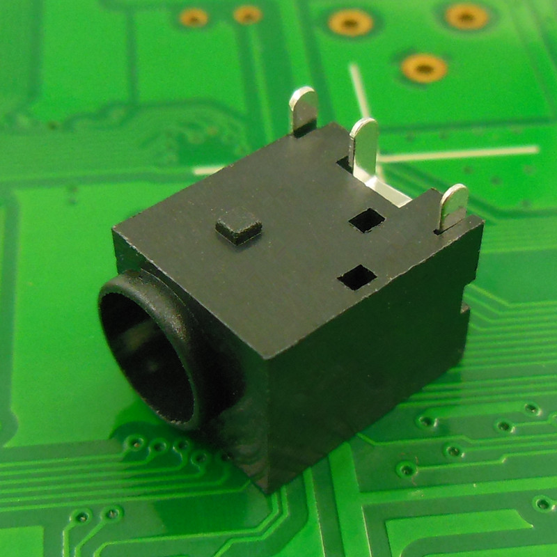 dc电源插座母座dc-044g三脚插件圆头音箱全塑胶电源充电器插座