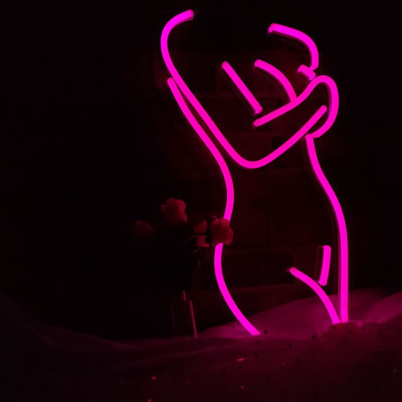 供应embrace lady 拥抱女人 led霓虹灯可定制 创意拍照网红背景墙