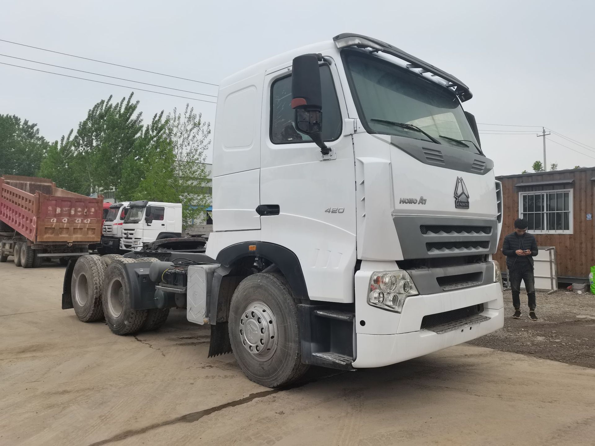 出售二手豪沃a7牵引车头 420 380马力-阿里巴巴