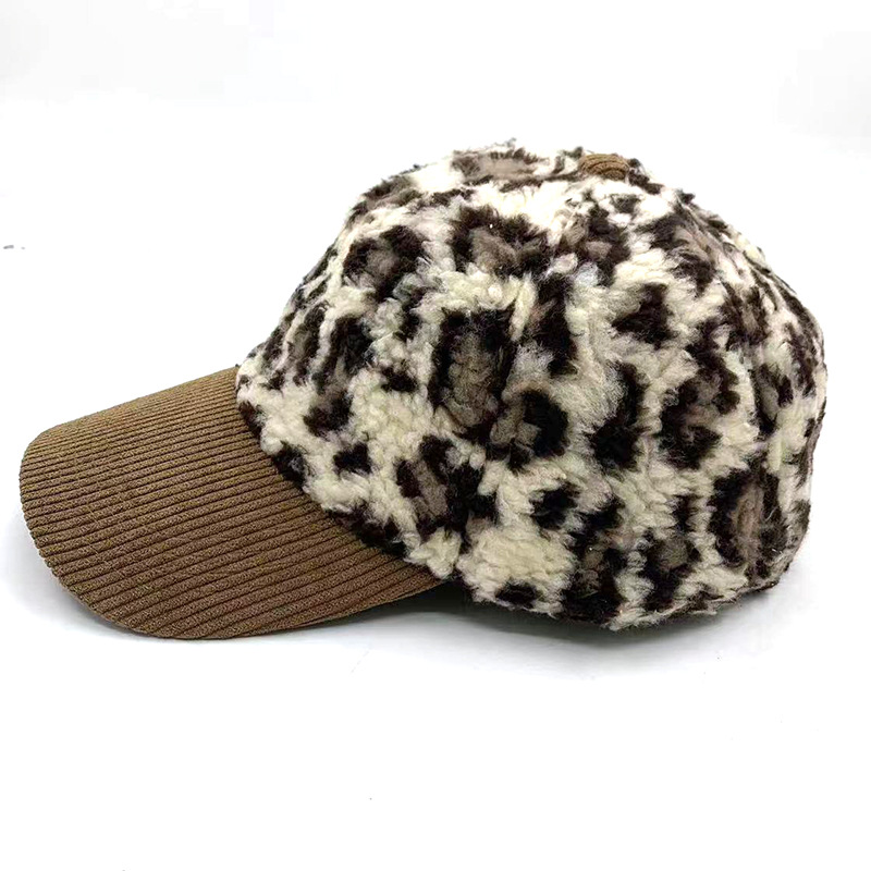 Autumn and Winter Thi Leopard Print Baseball Hat Fashion Men and Women Adult Outdoor Travel Ski Warm Sun Hat