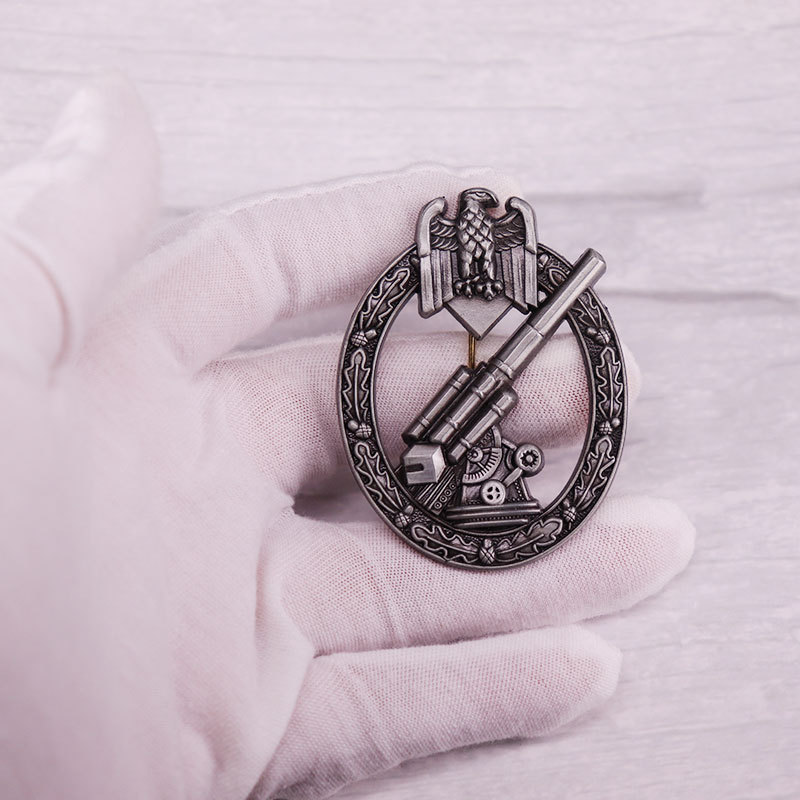 二战德国国防军高射炮别针帝国鹰徽章