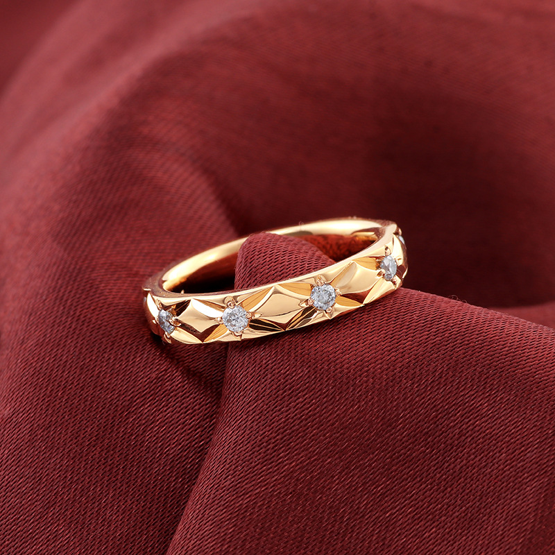 结婚戒指18k黄金菱形莫桑石钻戒指简约个性小众设计情侣对戒-阿里巴巴