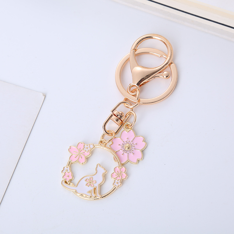 Cute Girl Heart Garland Rabbit Keychain Metal Dripping Oil Cartoon Animal Key Ornament Small Gift Wholesale