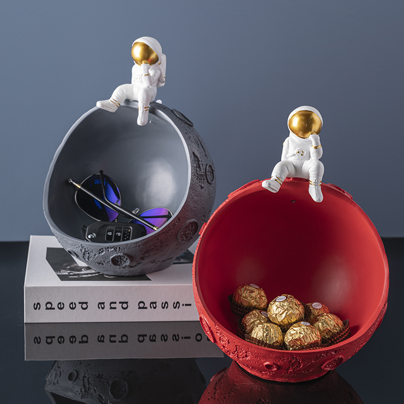 创意宇航员玄关钥匙收纳盒桌面太空人可爱生日礼物客厅工艺品摆件