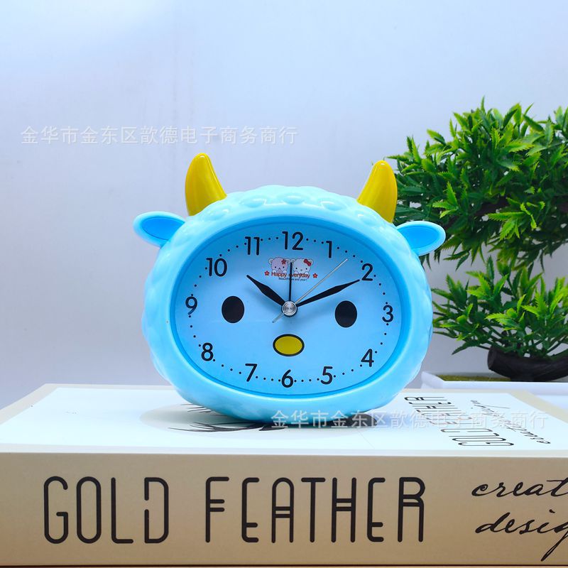 卡通小羊闹钟可爱时钟儿童学生用卧室床头简约闹表创意礼品时钟表