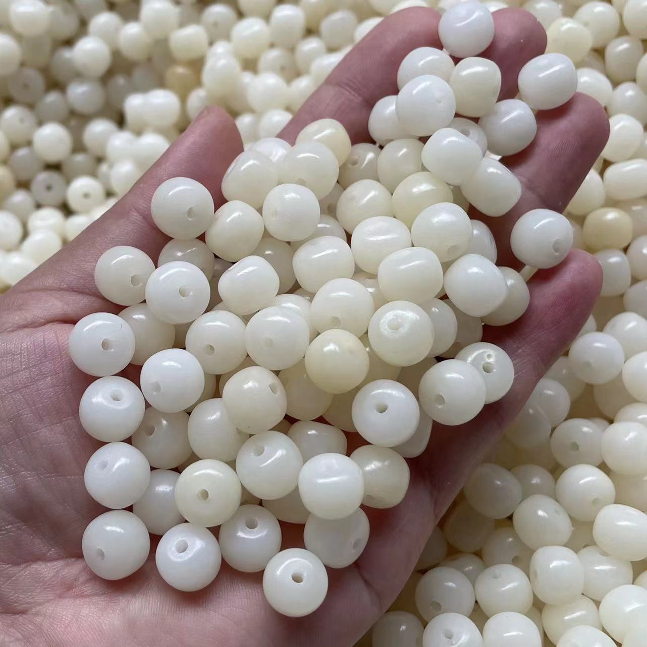 工厂直供白玉菩提老型桶珠108颗佛珠 念珠手串  白菩提子原籽高密