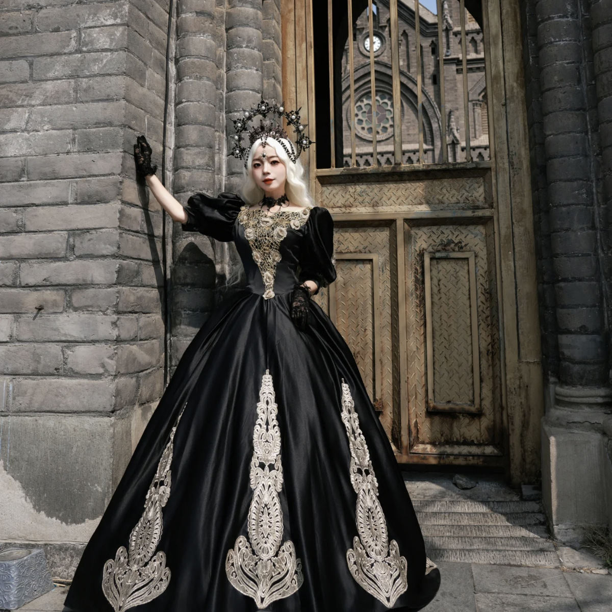 俄罗斯宫廷走秀礼服旅拍服装摄影写真哈尔滨年会复古欧式演出服