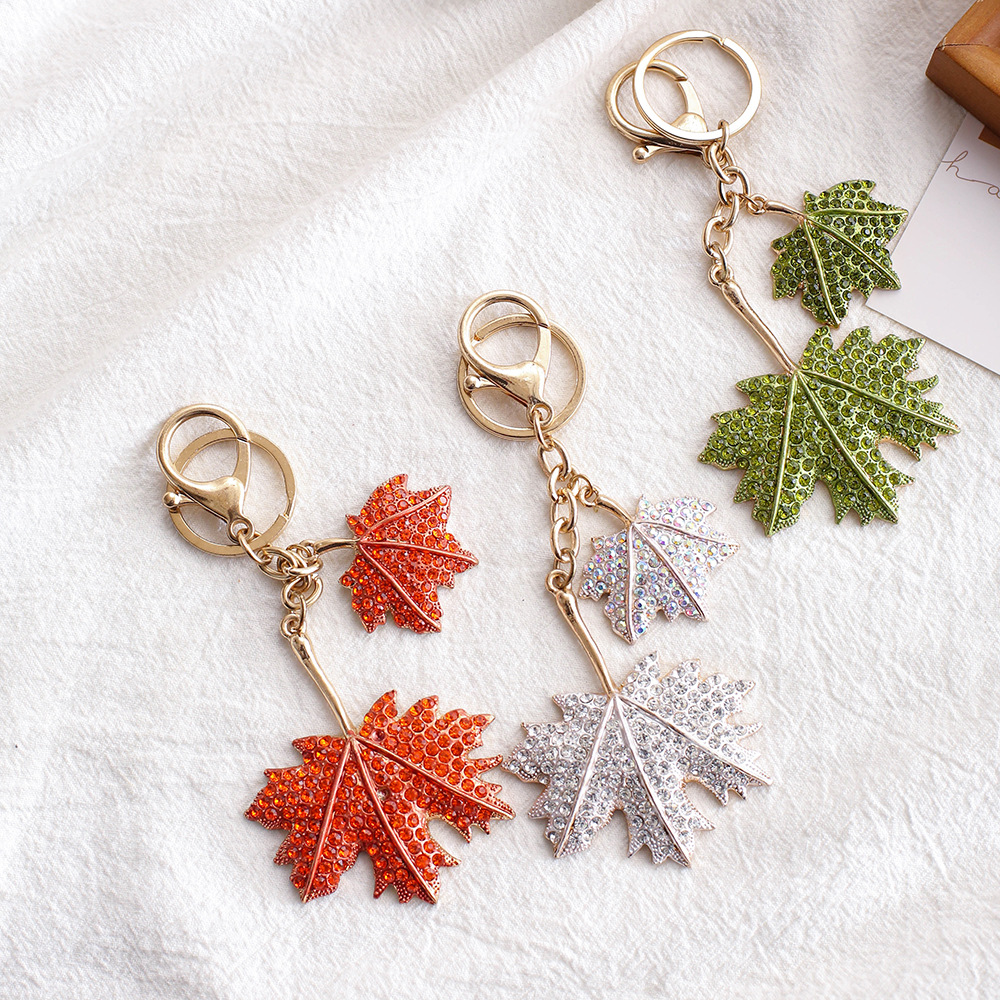 New Amazon Ornaments Plant Pendant Metal Double Maple Leaf Keychain Wholesale Creative Factory Direct Supply Small Gift