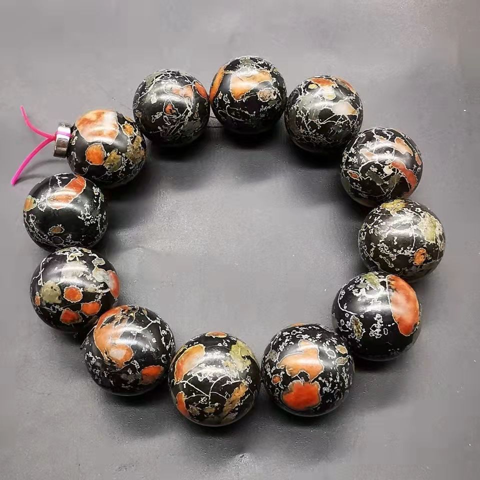 厂家批发量大从优爆款梅花玉手串男款玉石洛阳梅花玉手链批发