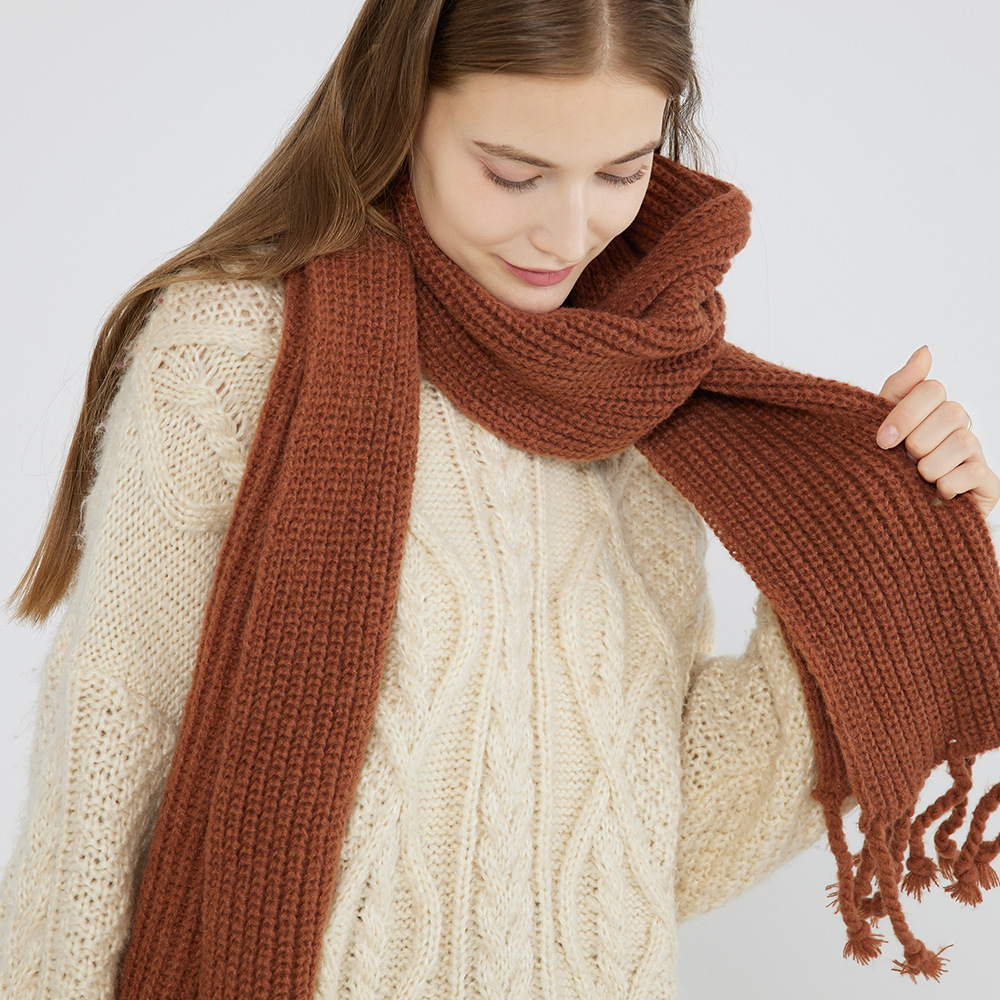 仿羊绒围巾女秋冬新款麻花辫子纯色百搭韩版保暖针织流苏毛线围脖