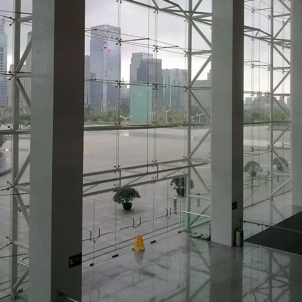 上海网架厂工程承包玻璃屋面结构加油站网架顶棚顶棚，网架屋面板
