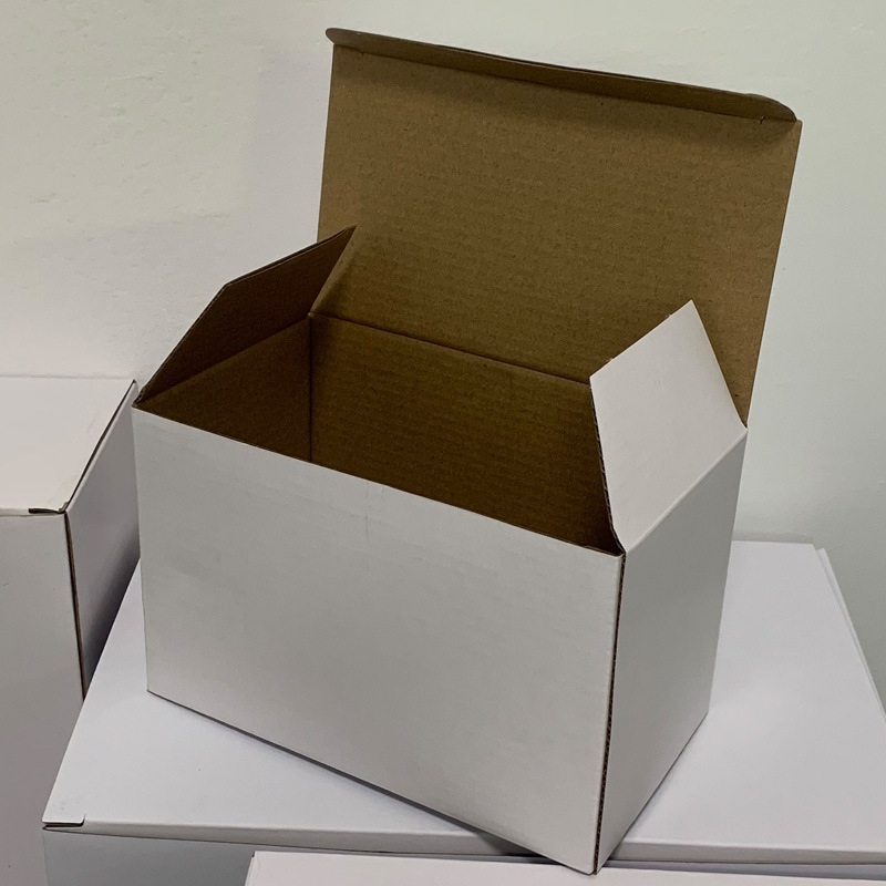 现货大规格包装纸盒瓦楞白盒 电子产品 工业品包装加硬特硬纸盒子