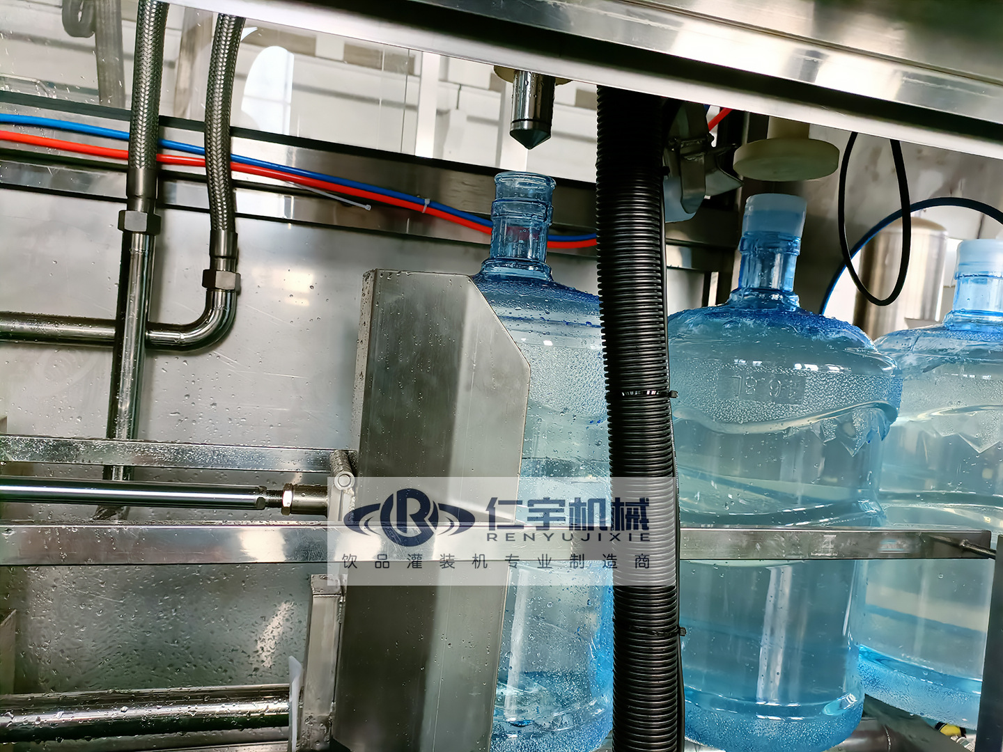 桶装纯净水生产设备03小型饮用纯净水生产设备03桶装纯净水灌装机