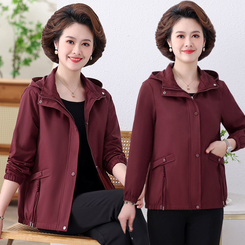 春秋新中老年女装洋气百搭时尚连帽编织绳装饰夹克外套妈妈装上衣