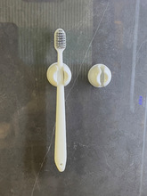 吸盘牙刷置物架免打孔壁挂牙具收纳夹子卫生间吸壁式刷牙底座架子