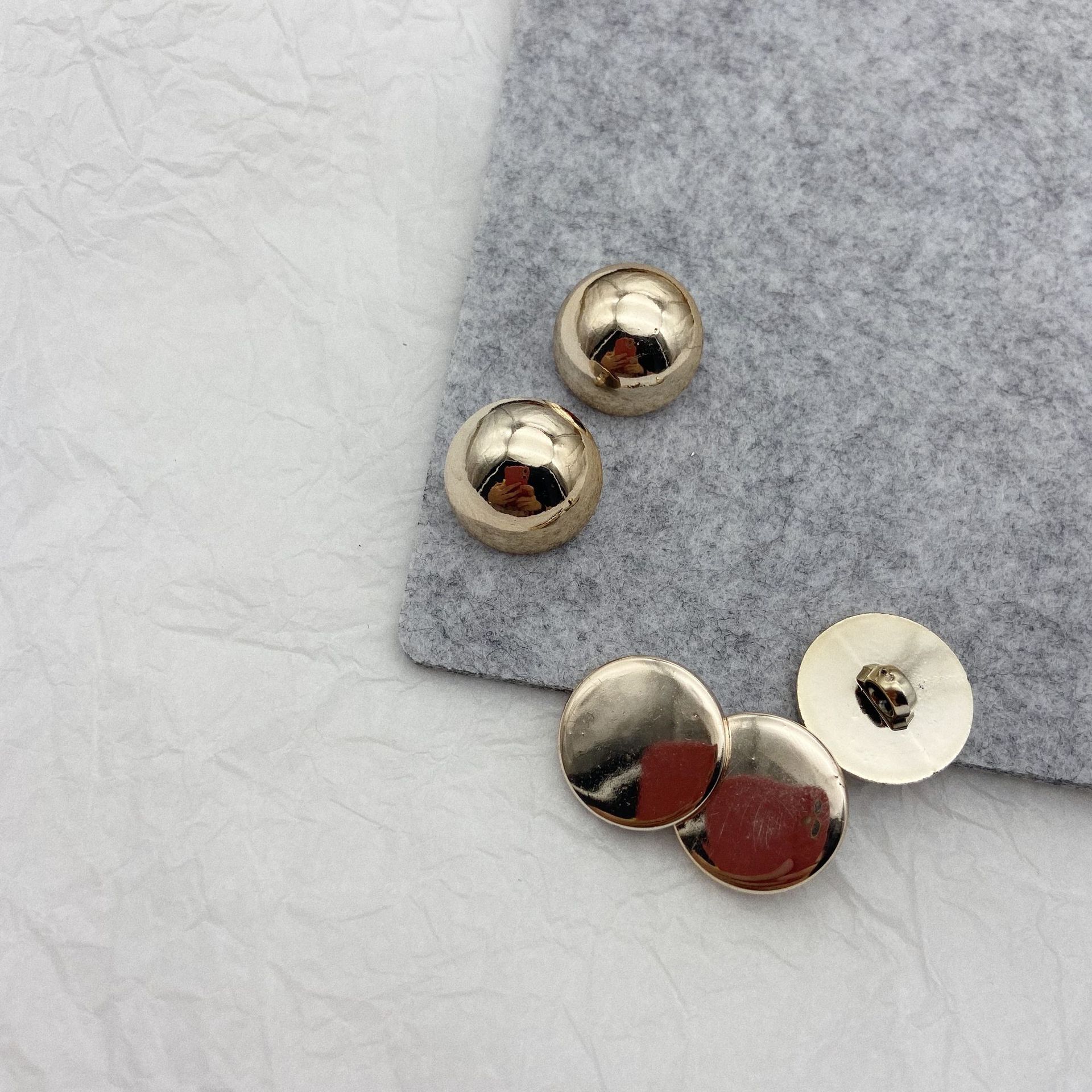 factory wholesale electroplating golden bright surface high leg button mushroom plastic buckle flat button coat clothes accessories