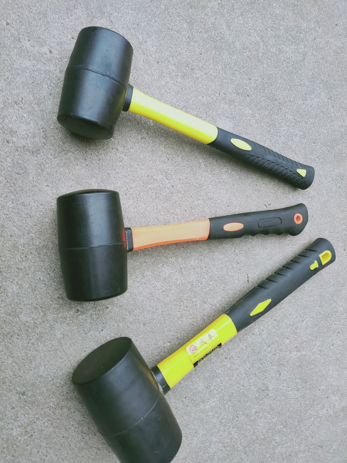 成泰牌安装锤 纤维双色包塑柄胶皮锤 贴地砖胶锤 橡皮锤 橡胶锤子-阿