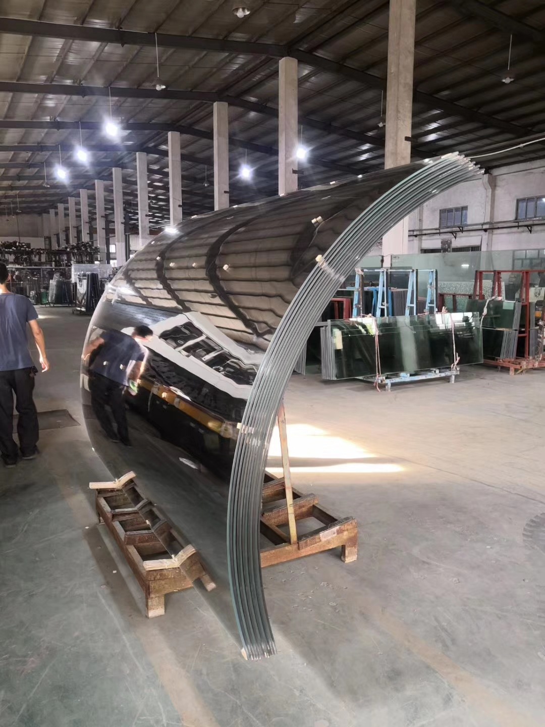 厂家加工高难度弧形 弯钢玻璃6-19mm热弯玻璃建筑钢化玻璃弧形