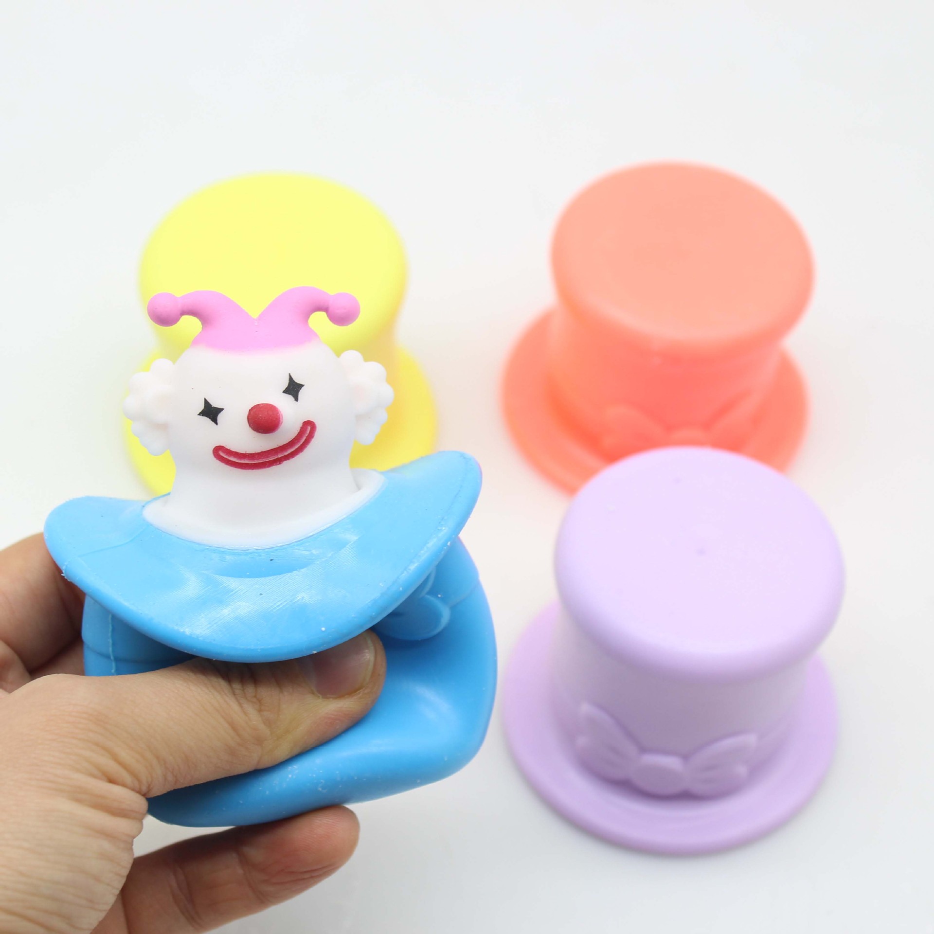 Clown Decompression Cup Squeezing Toy Vent Cup Creative Squeeze Cup New Exotic Useful Tool for Pressure Reduction Boring Happy Spoof Cup