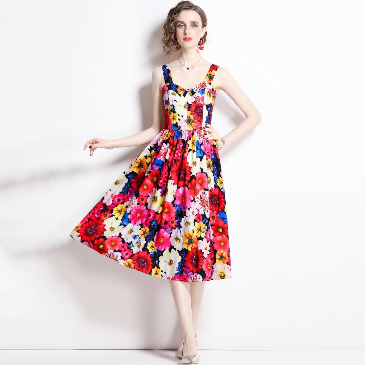 花裙子2022春夏季新款清新印花大摆吊带背心连衣裙女抹胸小礼服