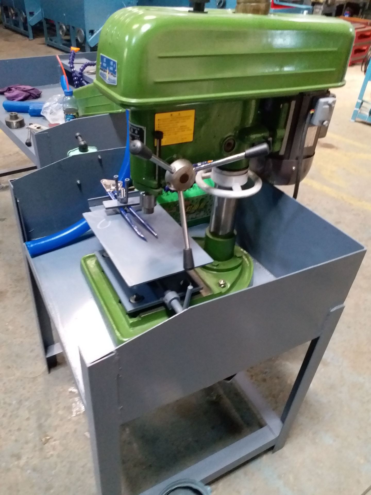 玉石翡翠手镯加工生产线-手镯钻孔机 -套手镯玉镯成型机大吸机