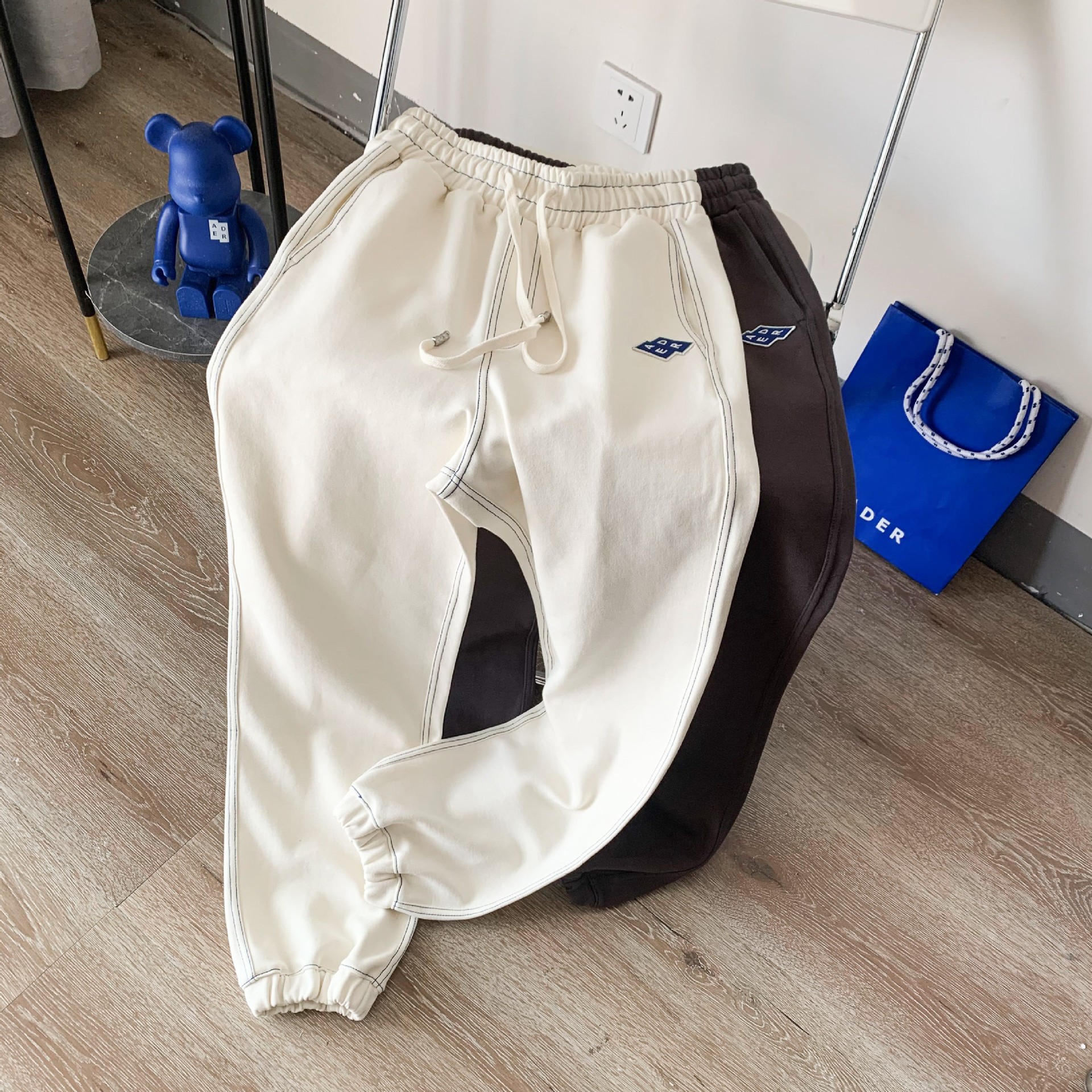 韩国潮牌秋冬ader卫裤女七周年限定明线宽松小标刺绣休闲裤束脚裤