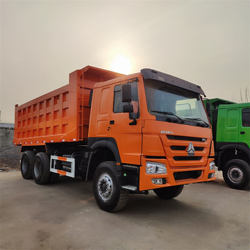 出口二手便宜后翻howo自卸车 375马力8x4翻斗卡车 豪沃土方翻斗车