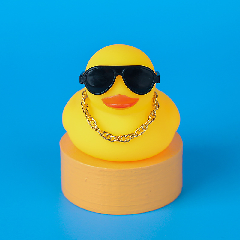 新品小黄鸭帽子饰品邻里奶茶手打柠檬茶小鸭子赠品戴墨镜鸭耳机鸭