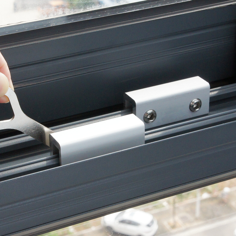 纱窗固定卡扣推拉窗户锁安全加厚轨道锁扣铝合金限位器防盗神器-报价