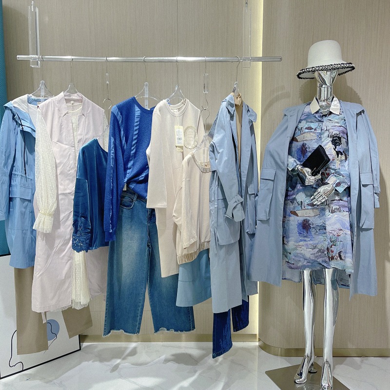 艺素国际23秋品牌女装浙江一手走份 实体店品牌女装批发货源-阿里巴巴