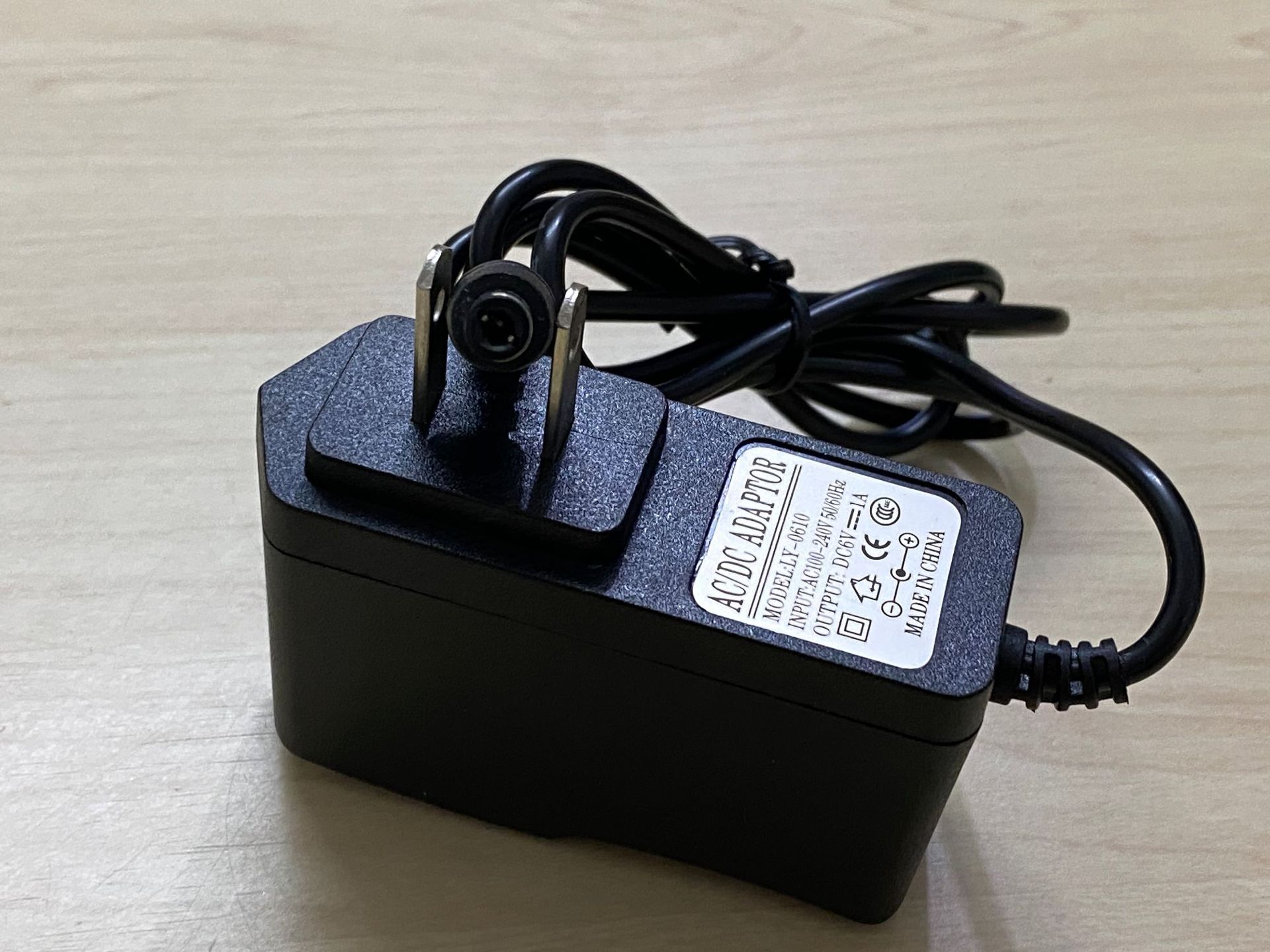 6v电源ac/dc adaptor电源适配器 6v变压器 6v 1a 稳压电源