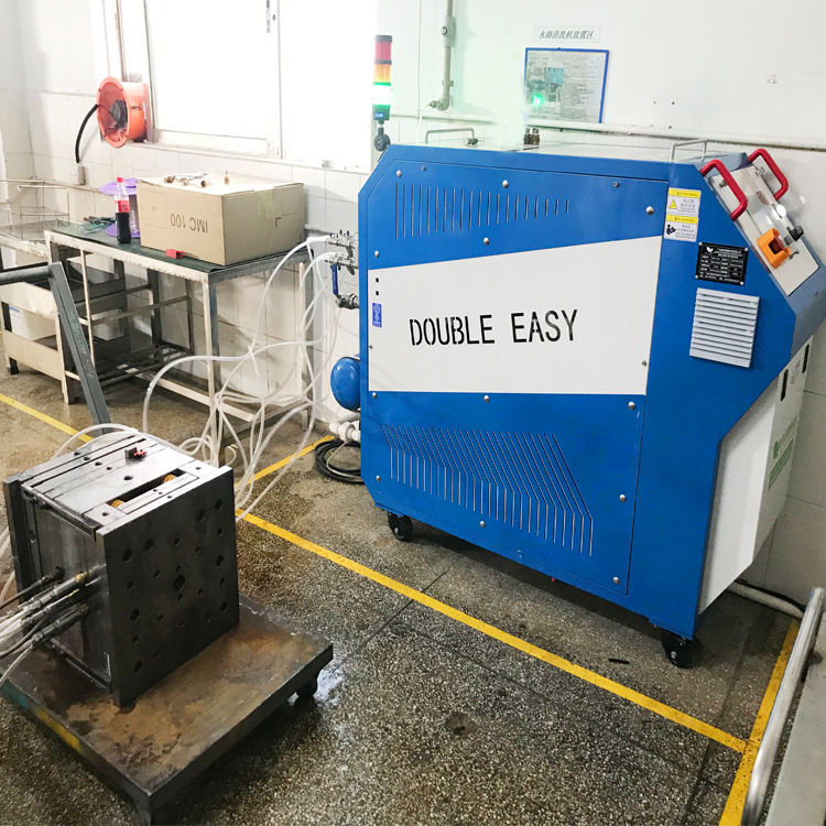 清洗模具冷却水路由逸在模具水路清洗机来维护