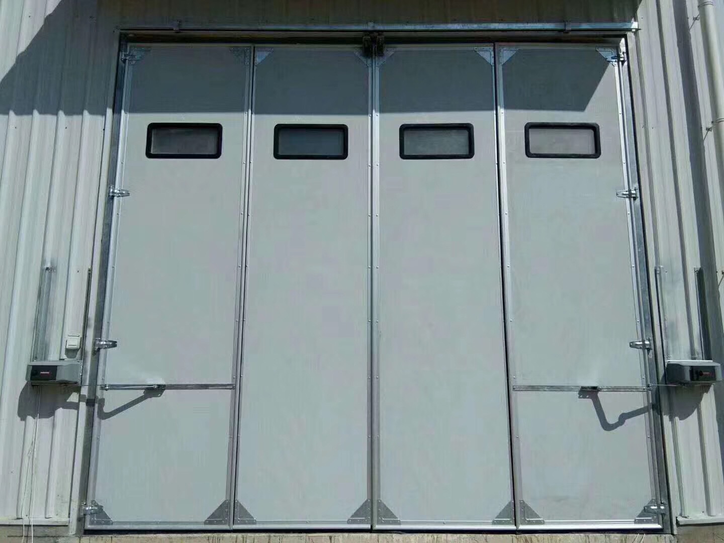 工业门 车间彩钢大门 工业保温平开门工厂车间仓库电动工业门