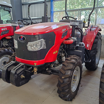 洛阳万年红804四驱农用拖拉机 加大侧油箱大平地板全新四轮拖拉机