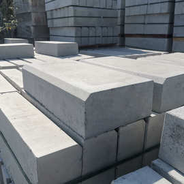 源头厂家生产定制水泥路沿石 混凝土路缘石 预制砼路侧石规格齐全