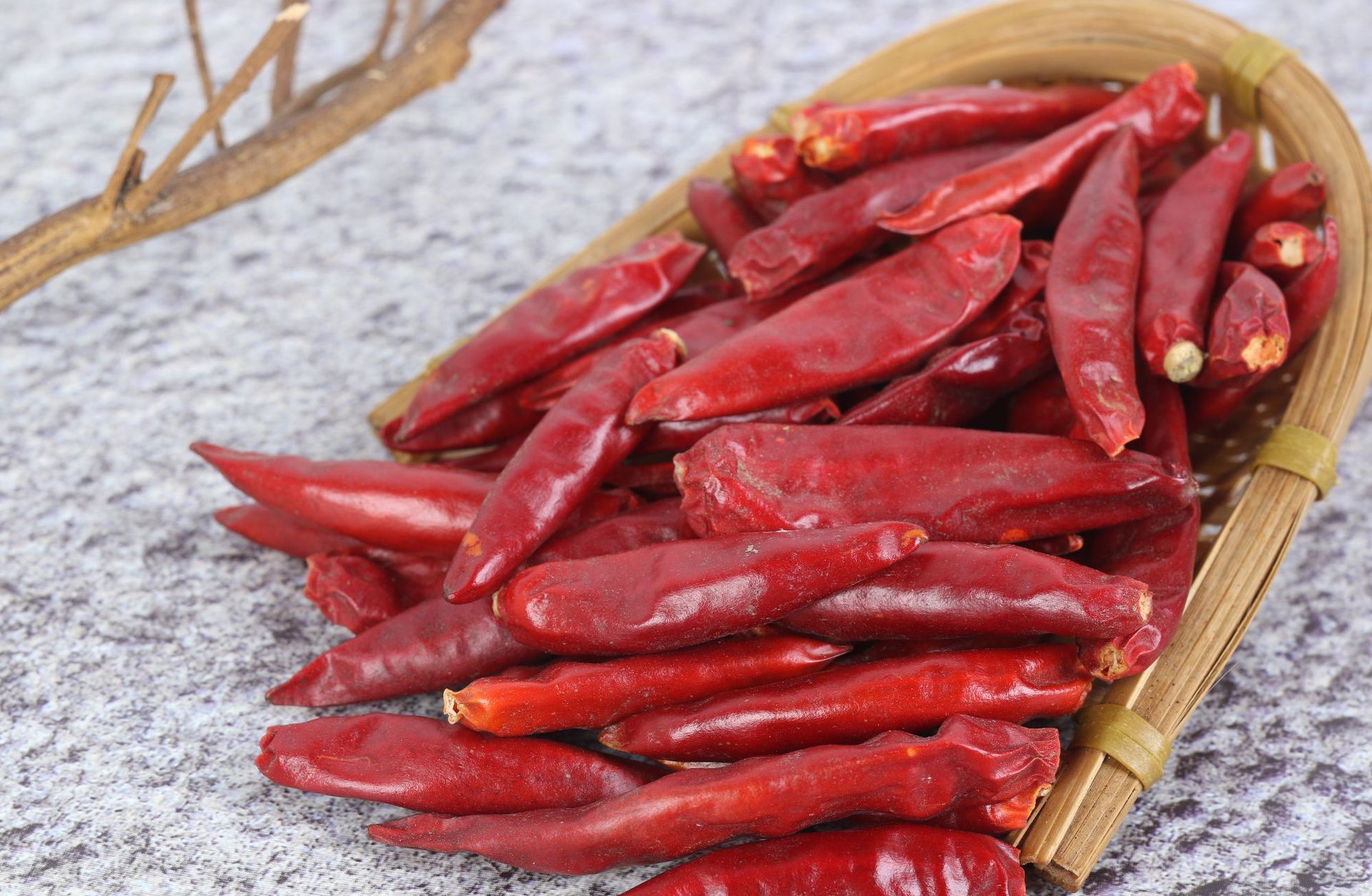 现货批发中辣新一代河南辣椒火锅炒料餐馆炒菜面馆干辣椒散装500g