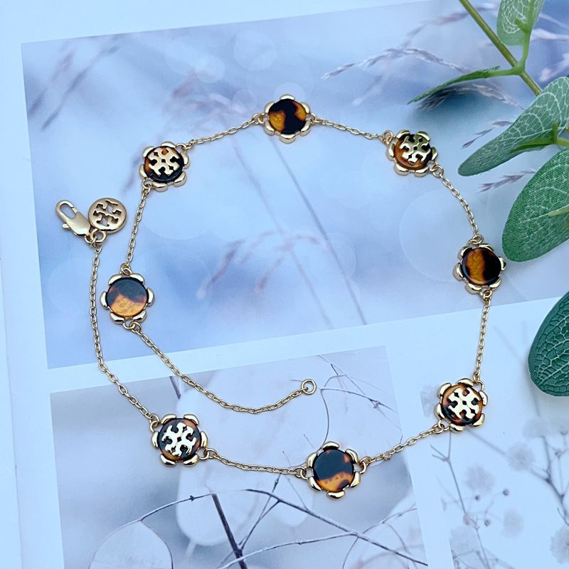 新款时尚ol优雅通勤高级轻奢气质重工琥珀色锁骨链项链-阿里巴巴