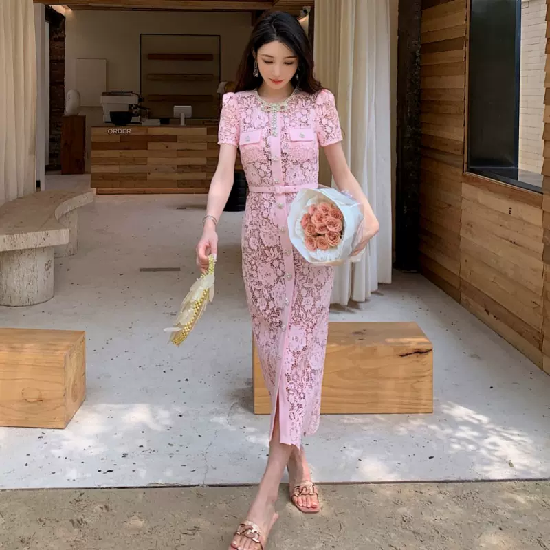 夏季新款女装奢华蝴蝶结纽扣装饰粉色蕾丝高腰修身长款连衣裙礼服