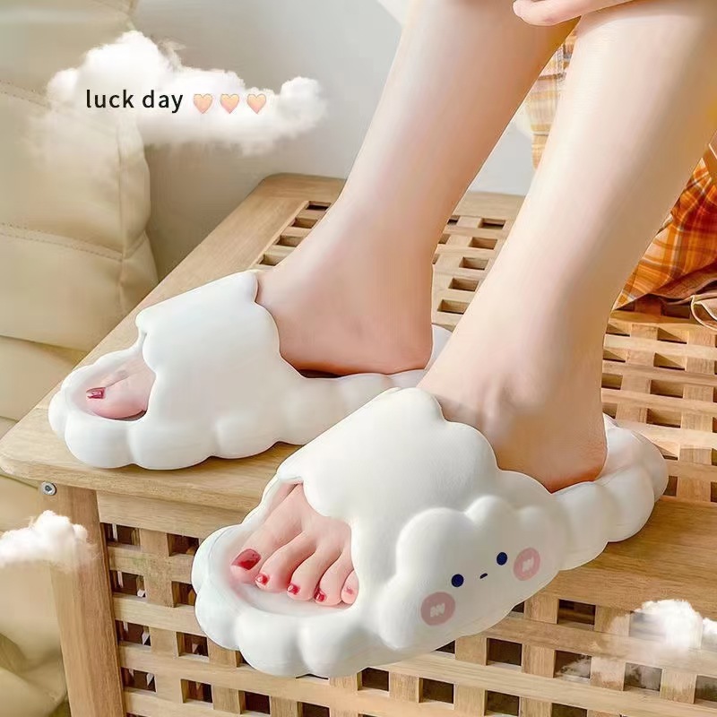 New Cloud Slippers for Girls Summer Poop Feeling Indoor Home Medium and Big Children Bath Non-Slip Parent-Child Sandals for Men