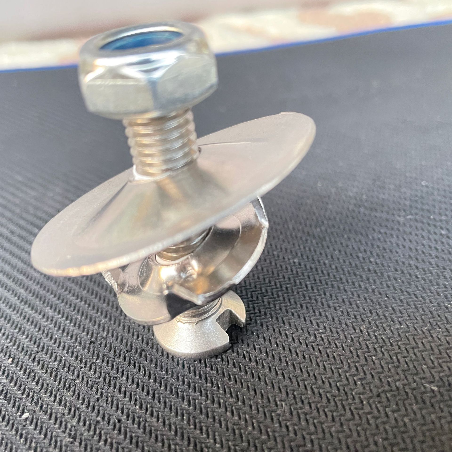 不锈钢皮带螺栓201 304 m8*30-m12*50输送带螺丝 提升机皮带螺丝