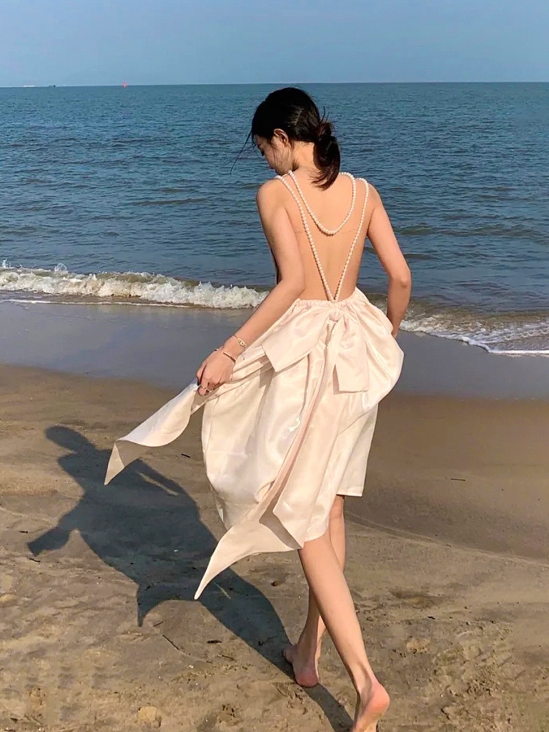 蝴蝶款后露背图片