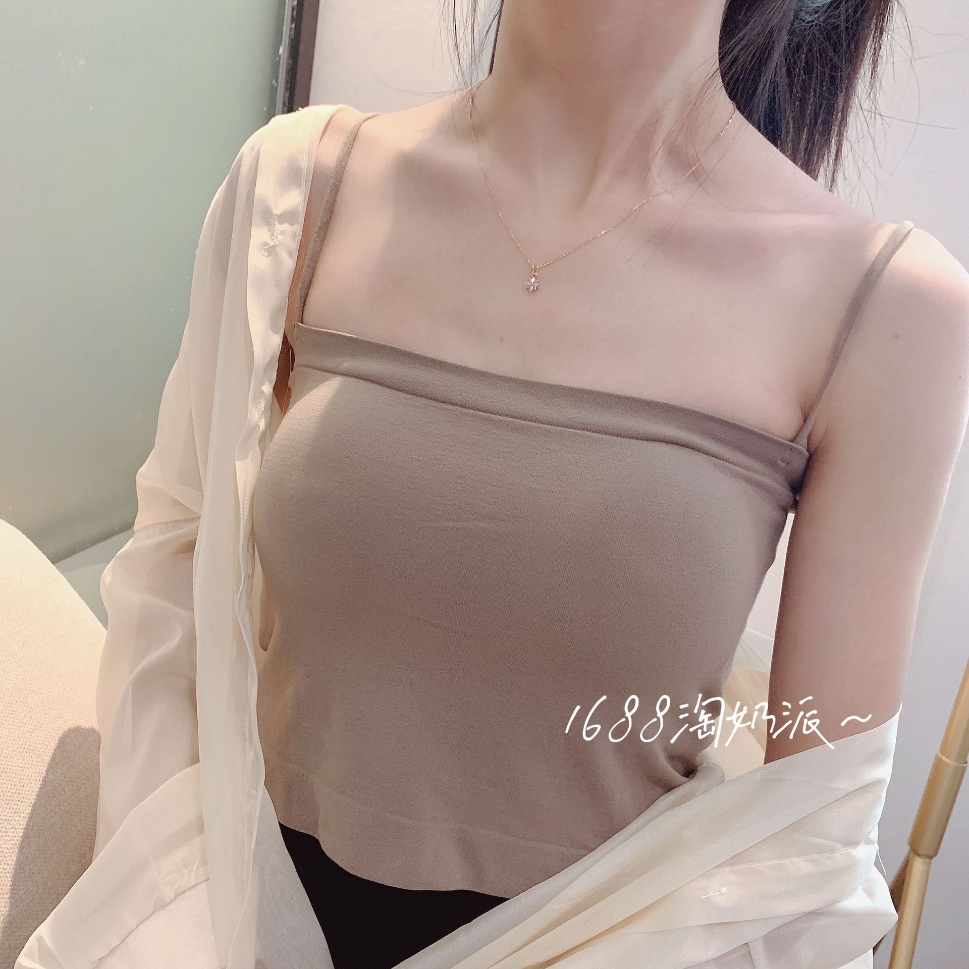 夏季新款油画少女吊带乳胶胸垫无痕固定杯外穿打底裹胸抹胸女