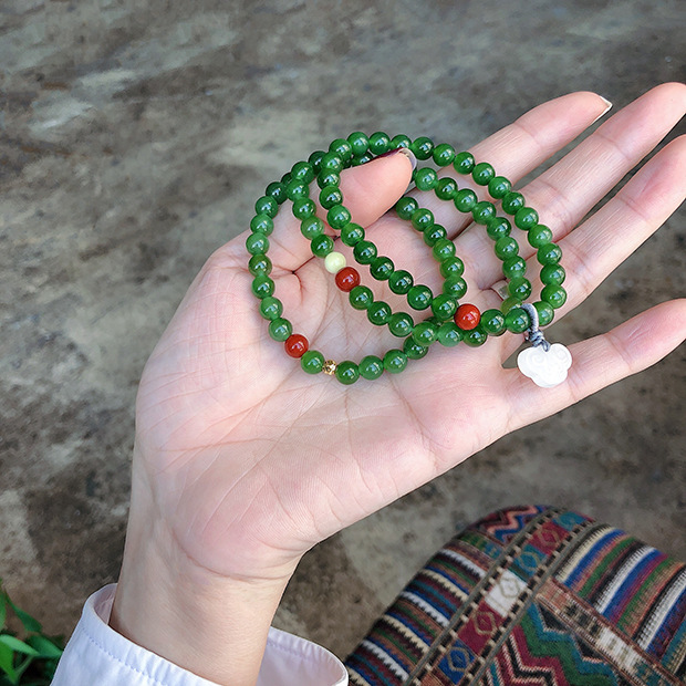 俄罗斯天然菠菜绿碧玉手串搭配南红白玉祥云小滴溜男女款单圈手链
