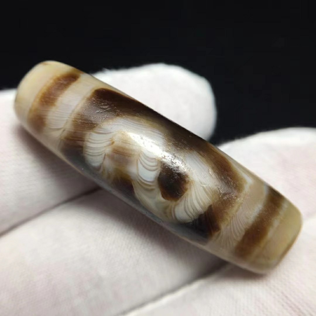 金钩如意缠丝玛瑙天珠品相佳风化细腻老气收藏品lc4a12-阿里巴巴