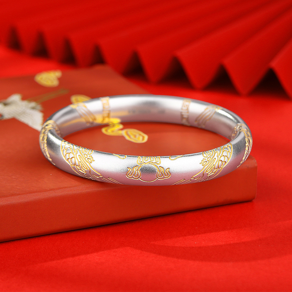 双龙戏珠描金祥云足银9999银手镯女新中式高级感国潮闭口纯银镯子