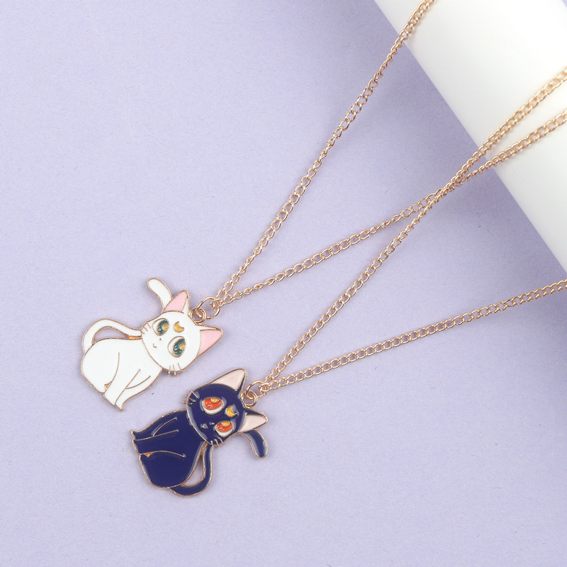 可爱猫咪吊坠卡通黑白猫双人情侣合金滴油项链男女通用批发款跨境