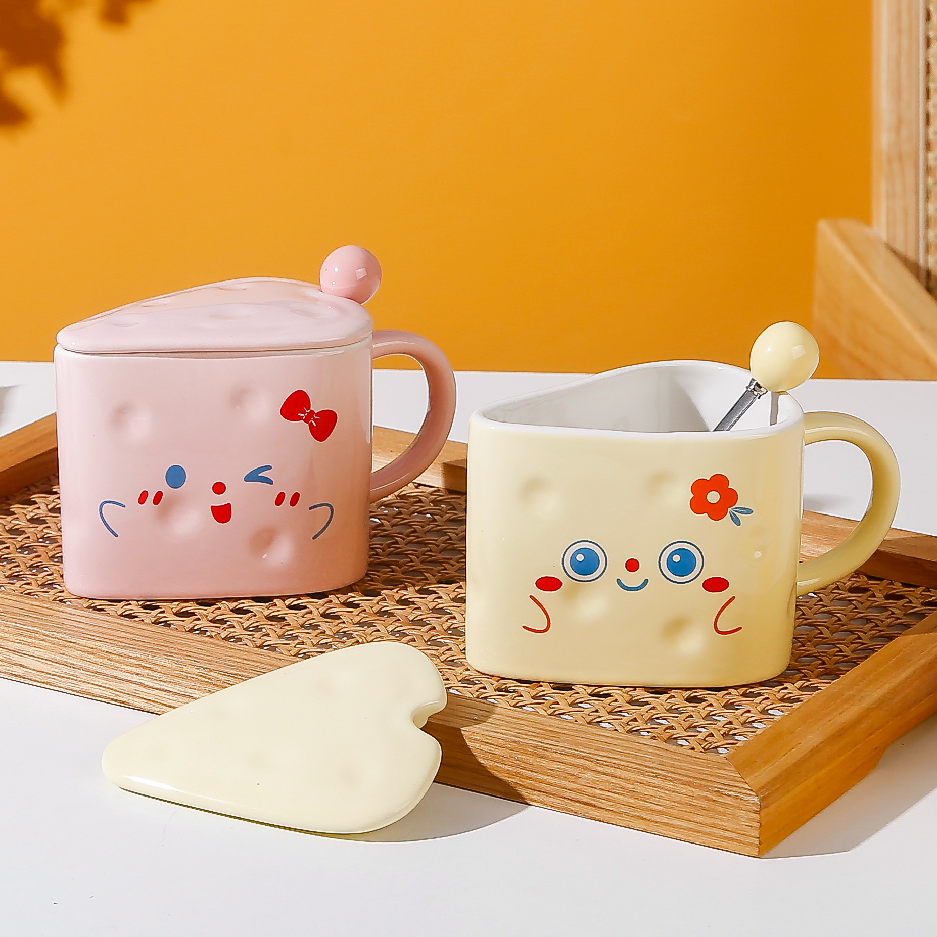 INS Cute Cheese Mug with Lid Ceramic Cup Cartoon Drinking Cup Coffee Cup Milk Cup Breakfast Cup