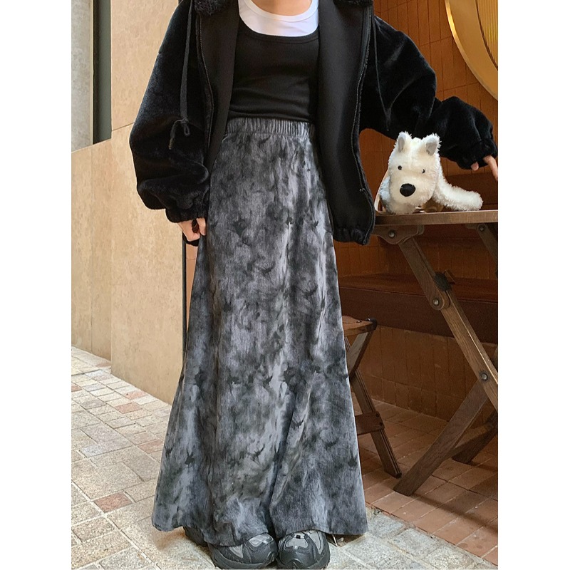 烟灰色绒感扎染半身裙女装春季2024新款百搭高腰显瘦长款a字裙子
