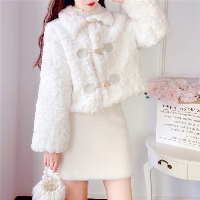 皮毛一体羊羔毛仿皮草外套女短款小个子牛角扣仿兔毛绒皮草套装