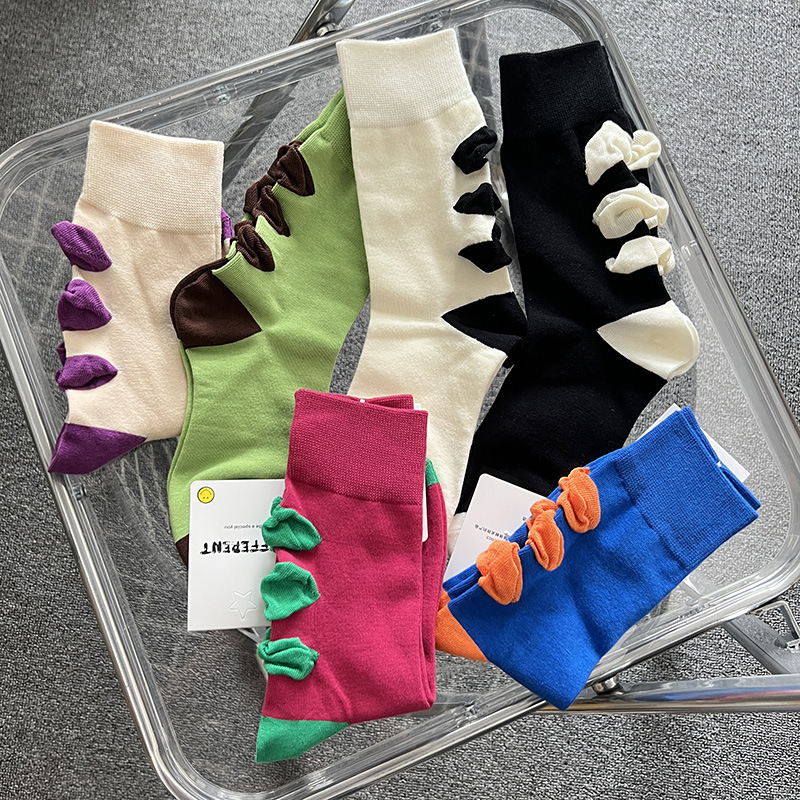 创意袜子多巴胺色女袜中筒袜恐龙新款秋冬季可爱白色黑色个性